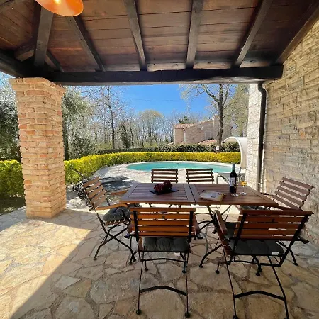 Villa Elaya *