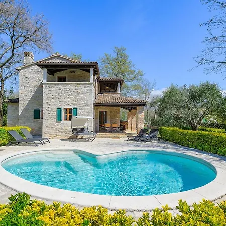 Elaya Villa *