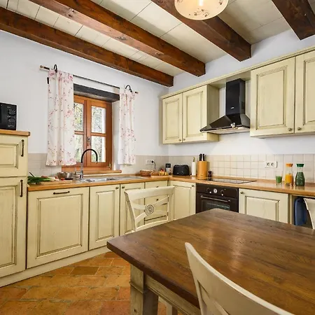 Villa Elaya Brecevici