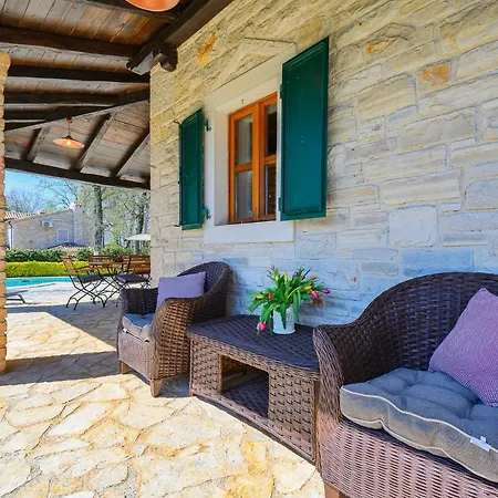 Elaya Villa Brecevici