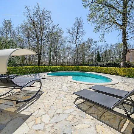 Elaya Villa